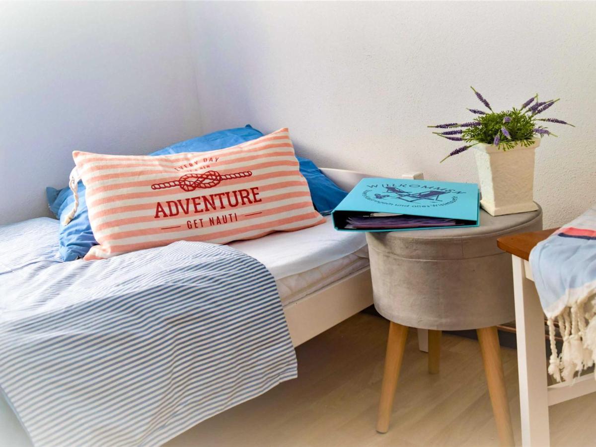 Bungalow Am Sund Stahlbrode エクステリア 写真